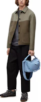 Shop LOEWE FW23 綠鼠尾草色塊拼接設計可翻轉外套 H526Y03W65-8728