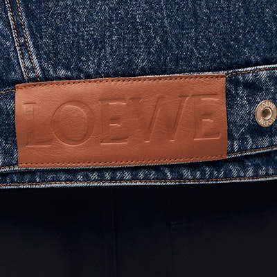 LOEWE FW23 Washed Asymmetric Long-Sleeve Denim Jacket Blue H526Y13X21-6395 Sizing LOEWE FW23 Washed Asymmetric Long-Sleeve Denim Jacket Blue H526Y13X21-6395