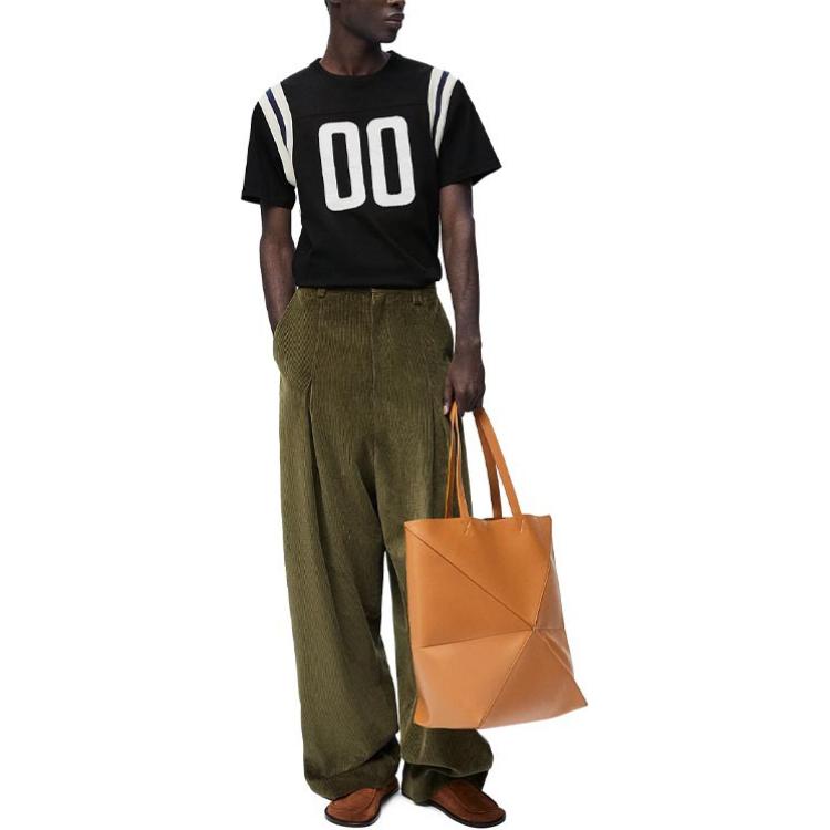 Purchase LOEWE FW24黑色圓領T恤背面刺繡標誌款式。 H526Y22XBD-1102