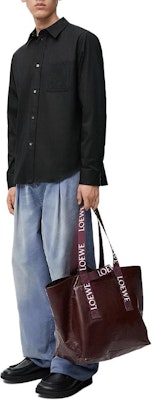 LOEWE FW24 黑色長袖襯衫附刺繡標誌。 H526Y05X82-1100 Purchase LOEWE FW24 黑色長袖襯衫附刺繡標誌。 H526Y05X82-1100