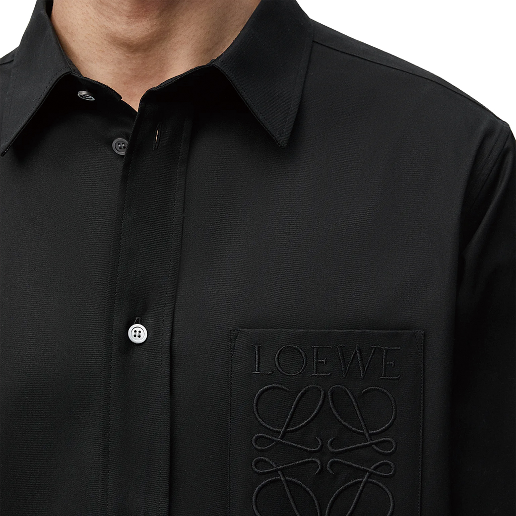 Details for LOEWE FW24 Baju Hitam Lengan Panjang dengan Sulaman Logo. H526Y05X82-1100