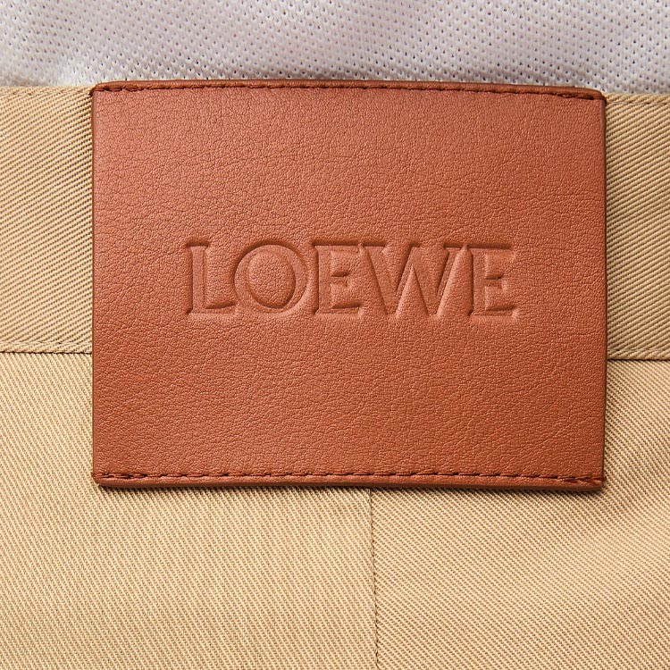 Details for LOEWE FW24 Seluar Cargo Warna Beige dengan Poket Berzip. H526Y04WEO-2150