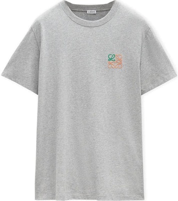 LOEWE FW24 Kemeja-T Leher Bulat Kelabu Logo Sulam Warna Solid. H526Y22X75-1440 Buy LOEWE FW24 Kemeja-T Leher Bulat Kelabu Logo Sulam Warna Solid. H526Y22X75-1440