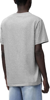 LOEWE FW24 Kemeja-T Leher Bulat Kelabu Logo Sulam Warna Solid. H526Y22X75-1440 Purchase LOEWE FW24 Kemeja-T Leher Bulat Kelabu Logo Sulam Warna Solid. H526Y22X75-1440