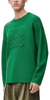 LOEWE FW24 Embossed Logo Crewneck Pullover Sweater Men’s Deep Green. H526Y14KEE-4110 Lookbook LOEWE FW24 Embossed Logo Crewneck Pullover Sweater Men’s Deep Green. H526Y14KEE-4110