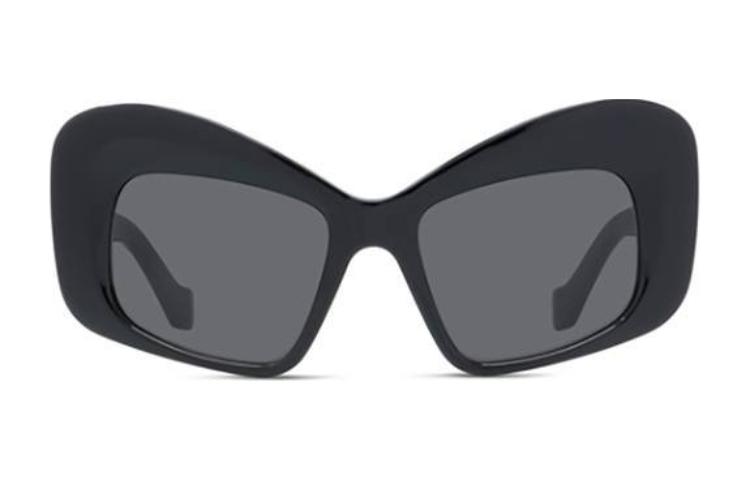 Shop LOEWE 儿童黑色蝴蝶太阳镜配标志镜腿. LW40128I01A