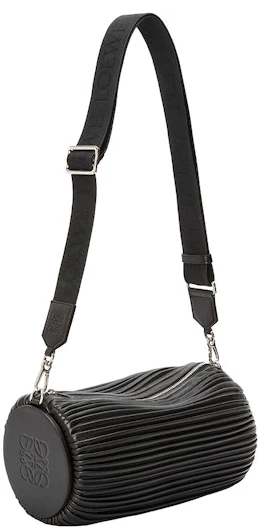 loewe-large-bracelet-pouch-in-pleated-nappa-black