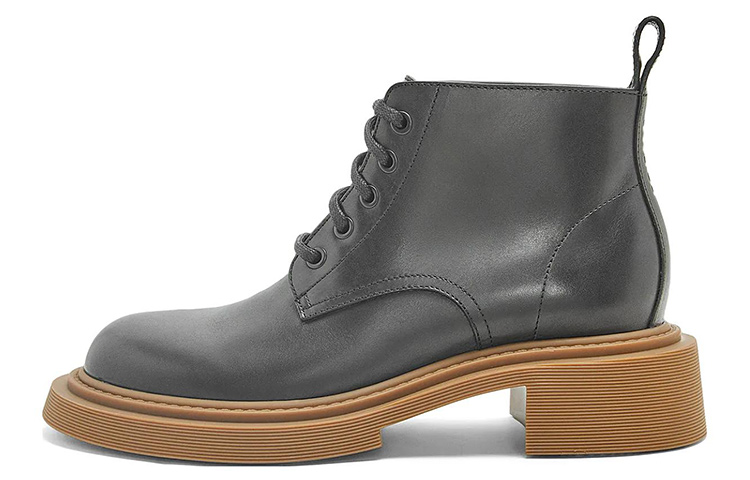 LOEWE Leather Ankle Boots 'Black Lace-Up Chunky Heel' M816285X69-1100