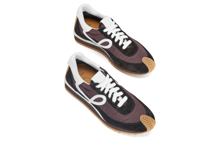 Shop ロエベ レザーナイロン LT ブラックファションストラップ M816282XA1-6030