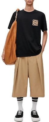 LOEWE Logo Embroidered Loose Fit Crew Neck T-Shirt SS24 Black. H616Y22X67-1100 Purchase LOEWE Logo Embroidered Loose Fit Crew Neck T-Shirt SS24 Black. H616Y22X67-1100