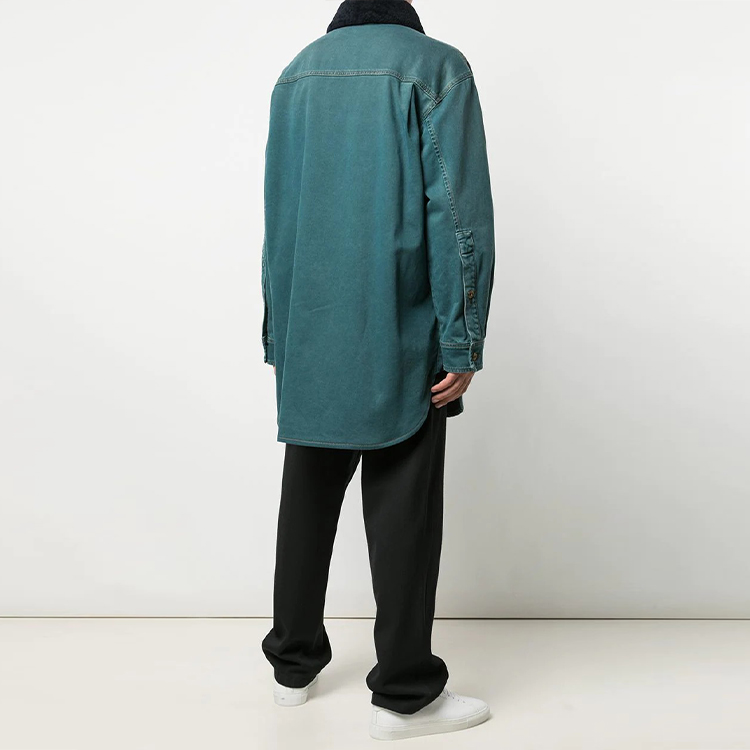 Shop LOEWE Jaket Denim Logo Patch H526Y0-4W13