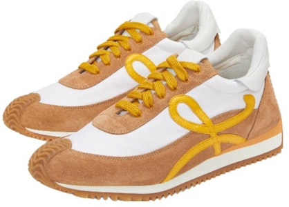 로에베 탠 가죽 로우탑 스니커즈 (Loewe Tan Gageuk Routop Seunikeojeu) M816282XA8-6682 Lookbook 로에베 탠 가죽 로우탑 스니커즈 (Loewe Tan Gageuk Routop Seunikeojeu) M816282XA8-6682