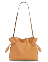 Order LOEWE Bolso Mediano Flamenco de Napa Ternera en Color Arena Cálido