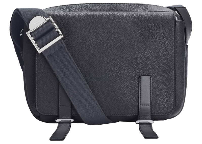 LOEWE Military Messenger Bag in Soft Grained Calfskin XS Anthracite