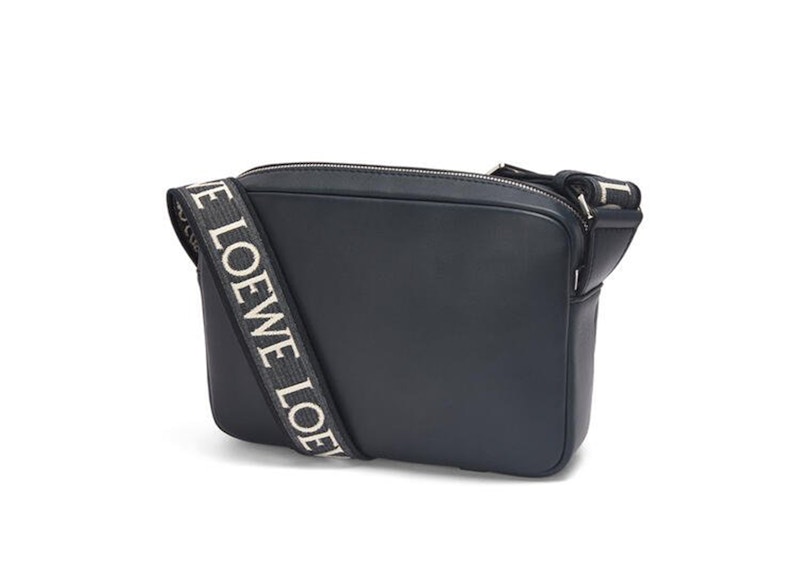 Order LOEWE 军事邮差包柔软粒面小牛皮和提花布XS深蓝色