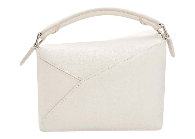 Order LOEWE 迷你拼圖包，柔軟粒面小牛皮，柔白色。