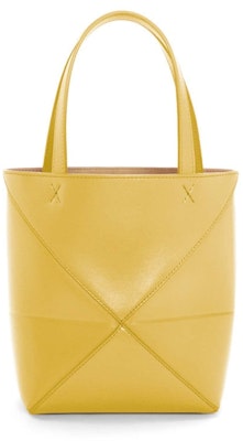 로에베 미니 퍼즐 폴드 토트 (샤이니 오커)
Order 로에베 미니 퍼즐 폴드 토트 (샤이니 오커)