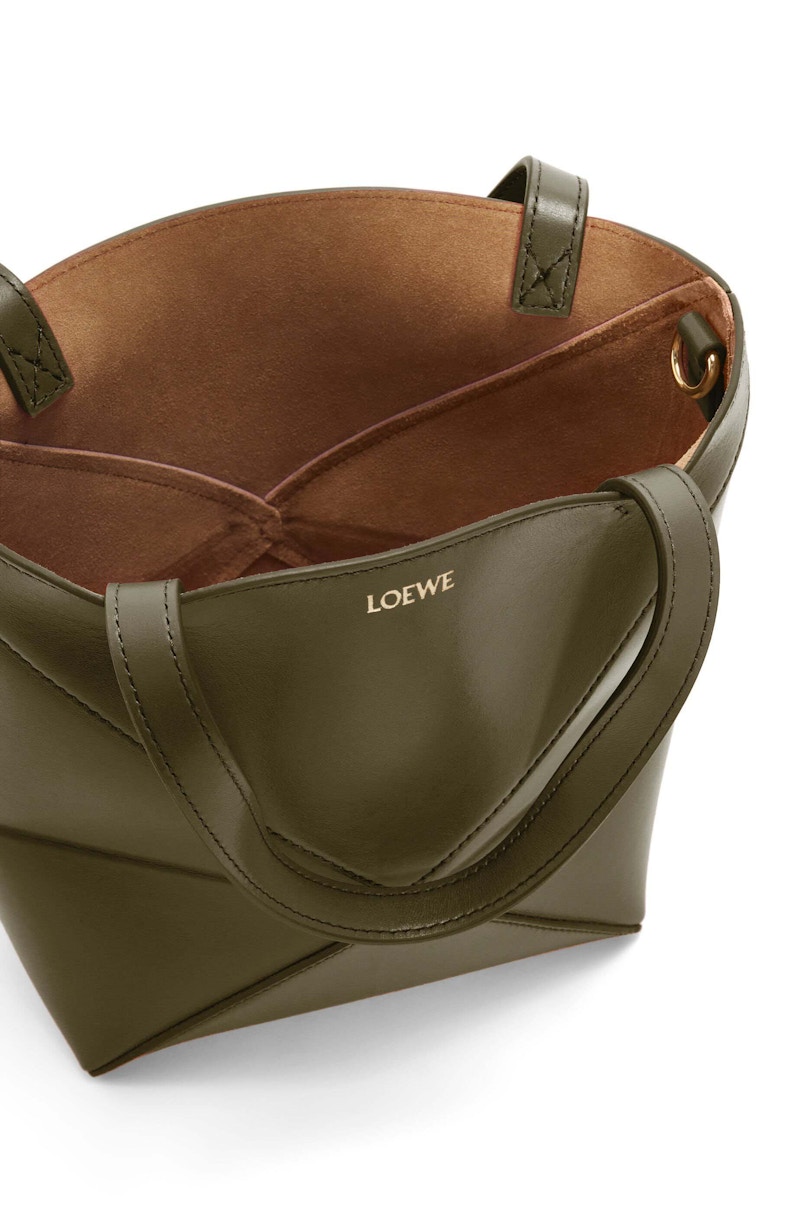 LOEWE Mini Puzzle Fold Tote in Shiny Calfskin Dark Khaki Green 圖 3