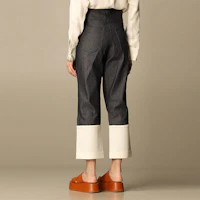 Shop LOEWE Seluar Jeans Denim Navy Blue dengan Cuff Kontras Cotton. S2292112IB-5110