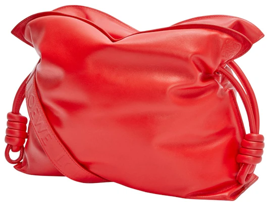 로에베 샤이니 나파 램스킨 립스틱 레드 퍼퍼 플라멩코 클러치
Lookbook 로에베 샤이니 나파 램스킨 립스틱 레드 퍼퍼 플라멩코 클러치