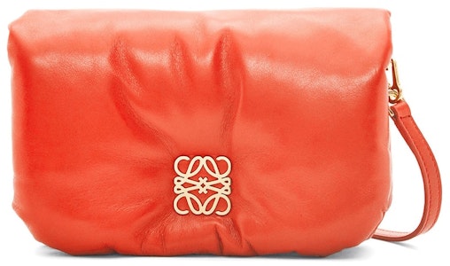 LOEWE 小号日出橙色 Goya Puffer Buy LOEWE 小号日出橙色 Goya Puffer