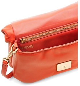 LOEWE 小号日出橙色 Goya Puffer Order LOEWE 小号日出橙色 Goya Puffer