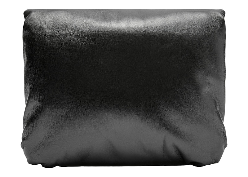 Lookbook ロエベ パファー ゴヤ ショルダーバッグ ブラック