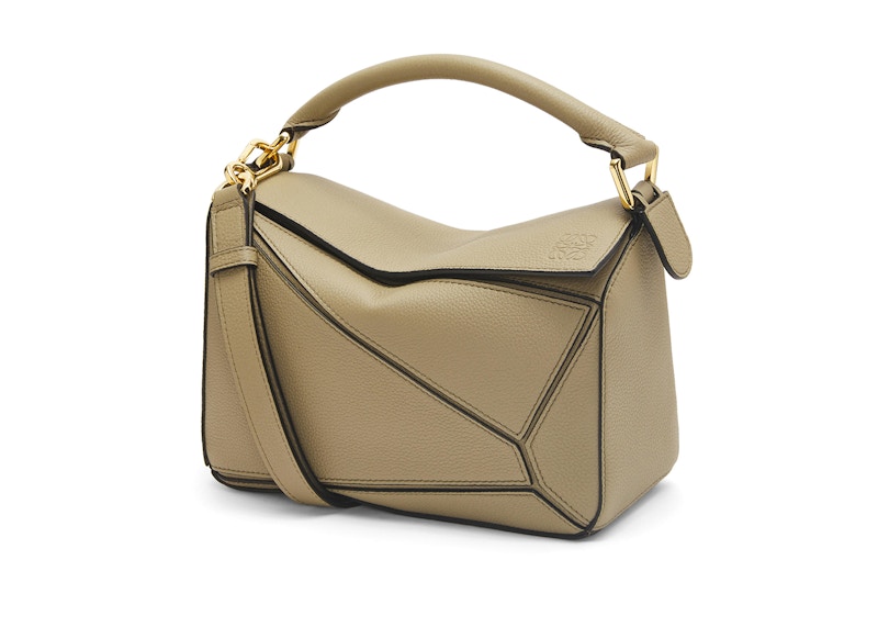 Buy Tas LOEWE Puzzle Kulit Anak Lembut Kecil Hijau Artichoke