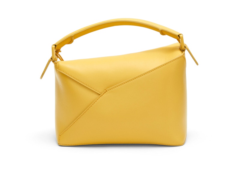 Order LOEWE 小号淡黄色釉面小牛皮Puzzle Edge包包