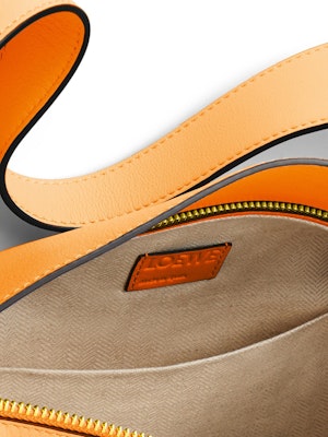LOEWE Puzzle Hobo Bag in Nappa Calfskin Mandarin Lookbook LOEWE Puzzle Hobo Bag in Nappa Calfskin Mandarin