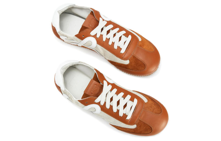 Shop LOEWE Sneaker Retro ''Beige'' 453.10.122-2565