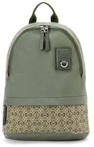 LOEWE Ransel Slim Bulat dalam Kanvas dan Anagram Jacquard Hijau Khaki Buy LOEWE Ransel Slim Bulat dalam Kanvas dan Anagram Jacquard Hijau Khaki