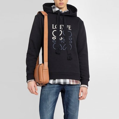 LOEWE SS22 黑色刺繡棉質連帽衫. H526Y25X08-1100 Shop LOEWE SS22 黑色刺繡棉質連帽衫. H526Y25X08-1100