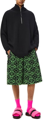 LOEWE SS22 Jacquard Bermuda Shorts Green . H526Y27J09-1104 Lookbook LOEWE SS22 Jacquard Bermuda Shorts Green . H526Y27J09-1104