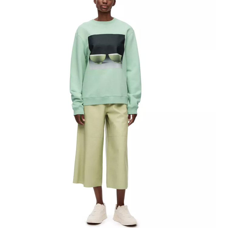 Shop LOEWE SS23 Baju Sejuk Cetakan Seramik Unisex Hijau H800Y24X10-4320