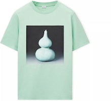 LOEWE SS23 Baju-T Lengan Pendek Uniseks Cetakan Seramik Hijau H800Y22X17-4320 Order LOEWE SS23 Baju-T Lengan Pendek Uniseks Cetakan Seramik Hijau H800Y22X17-4320