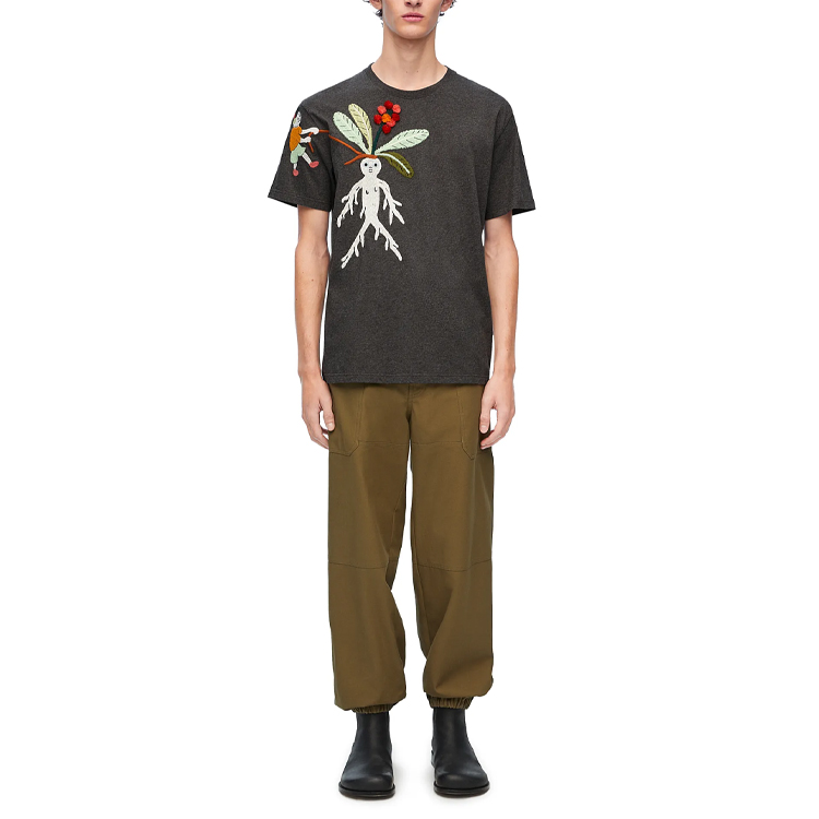 Lookbook LOEWE SS24 Graphic Embroidered Relaxed Fit Crewneck T-Shirt Men Deep Grey. H526Y22XAK-8472