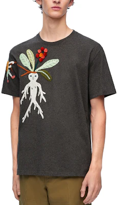 LOEWE SS24 Graphic Embroidered Relaxed Fit Crewneck T-Shirt Men Deep Grey. H526Y22XAK-8472 Shop LOEWE SS24 Graphic Embroidered Relaxed Fit Crewneck T-Shirt Men Deep Grey. H526Y22XAK-8472