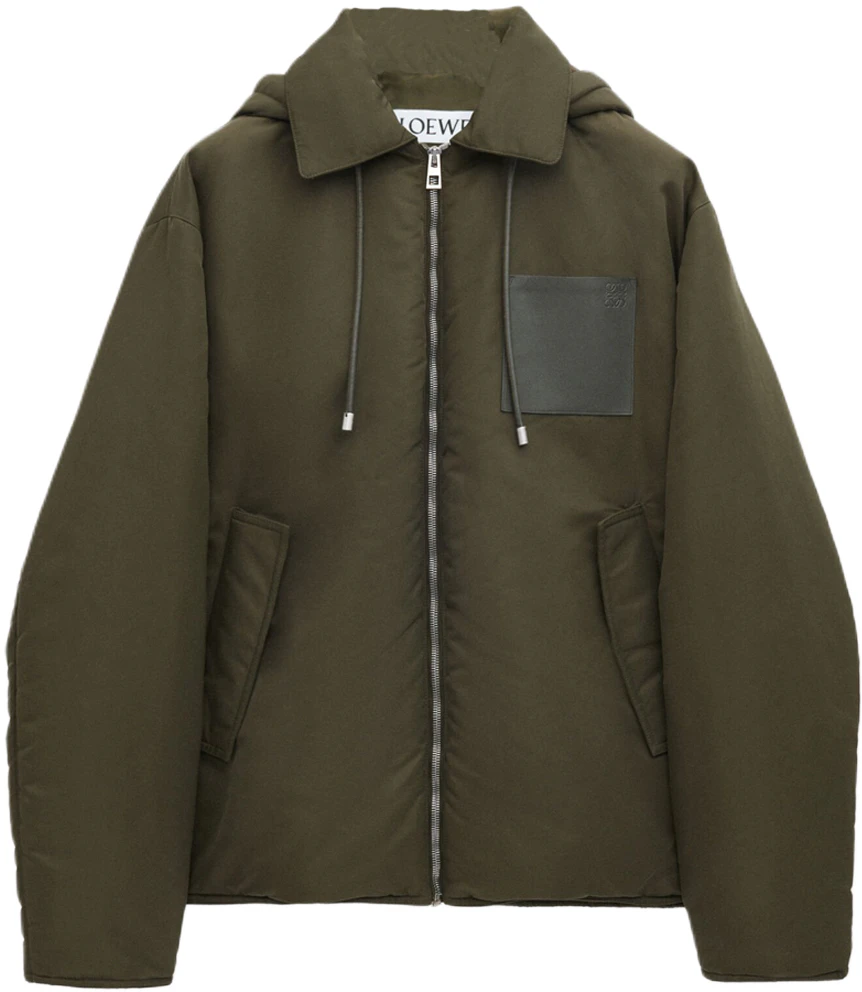 loewe-ss-25-khaki-green-solid-color-hooded-pocket-jacket-for-men-h526-y02-wad-4160