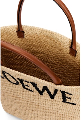 LOEWE Standard A4 Tote Bag In Raffia Natural/Black Lookbook LOEWE Standard A4 Tote Bag In Raffia Natural/Black
