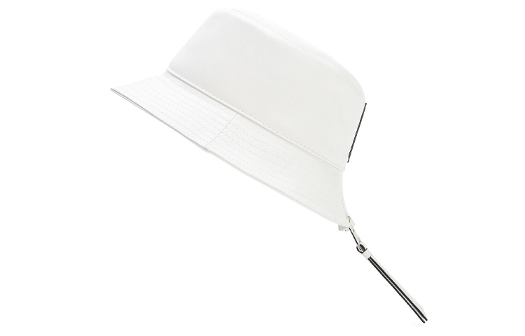 Lookbook LOEWE Topi Baldi Kulit Anak Lembu Putih. 11210010-1950