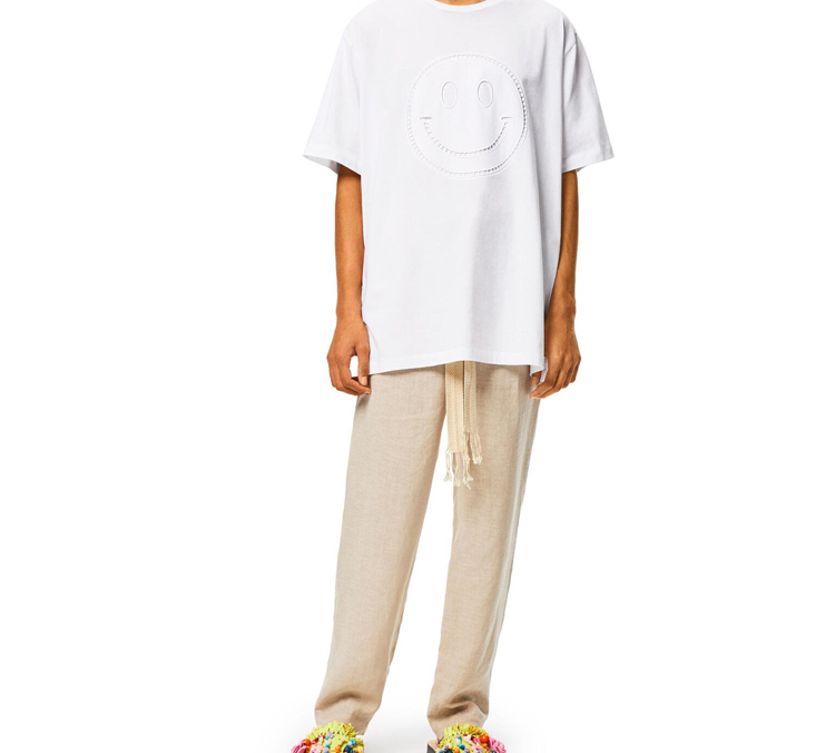 Shop LOEWE 白色男女刺繡笑臉短袖T恤 S616341X20-2100