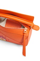 Tas Mini Puzzle LOEWE x Howls Calcifer Satin Calfskin Oranye Lookbook Tas Mini Puzzle LOEWE x Howls Calcifer Satin Calfskin Oranye