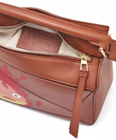 Lookbook Bolso Puzzle Pequeño LOEWE x Howl's Moving Calcifer en Piel Satinada Oxidado