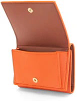 Lookbook Cartera Trifold Naranja LOEWE x Howl's Moving Castle Calcifer en Piel de Ternera.