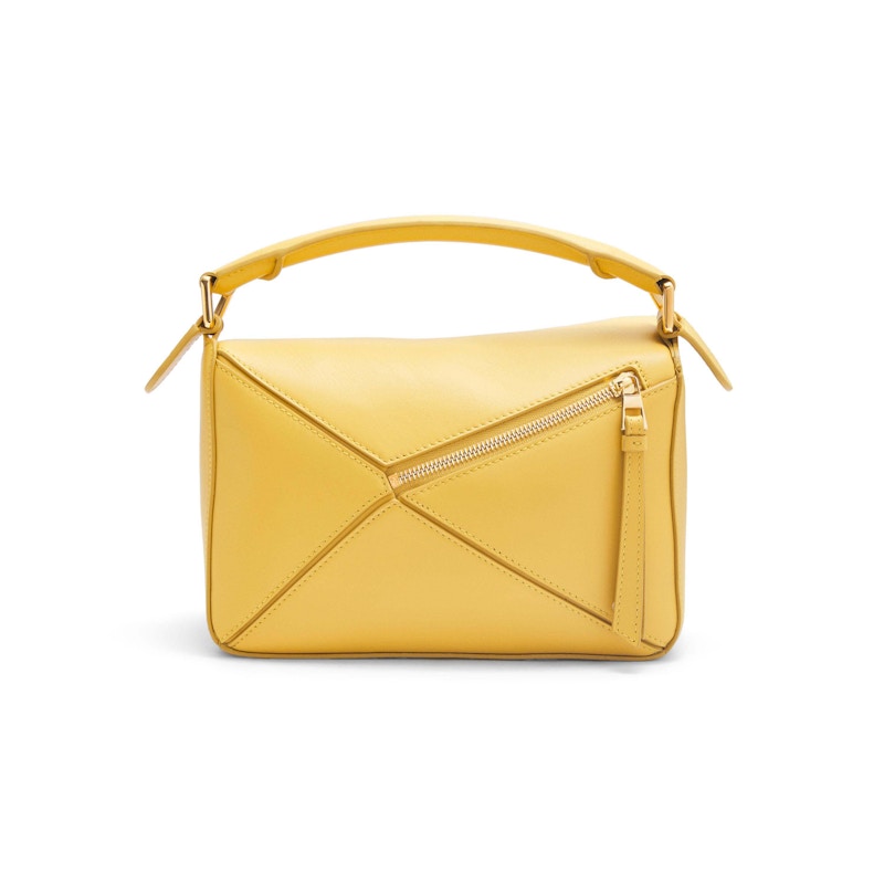 Order LOEWE x 霍爾的移動城堡 小號拼圖包 黑黃色緞面小牛皮款式