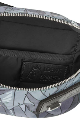 LOEWE x 哈爾的移動城堡黑色尼龍腰包 Lookbook LOEWE x 哈爾的移動城堡黑色尼龍腰包