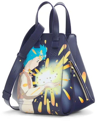 LOEWE x 哈尔的移动城堡魔法天空海军蓝小型牛皮吊床包 Buy LOEWE x 哈尔的移动城堡魔法天空海军蓝小型牛皮吊床包
