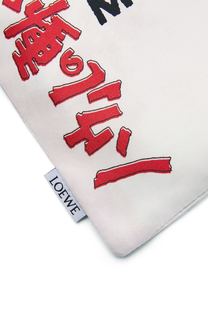 Lookbook Bolsa de Lona Multicolor LOEWE x El Castillo Ambulante con Cordón Ajustable