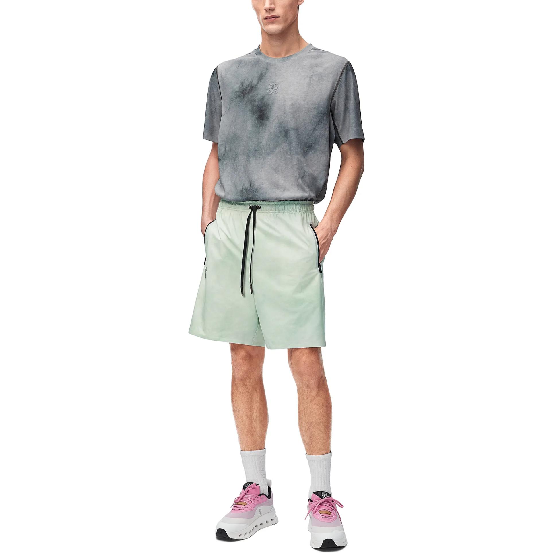 Lookbook LOEWE x On SS24 Tie-Dye Waterproof Relaxed Fit Shorts Unisex Multicolor. H929Y1AW04-2016